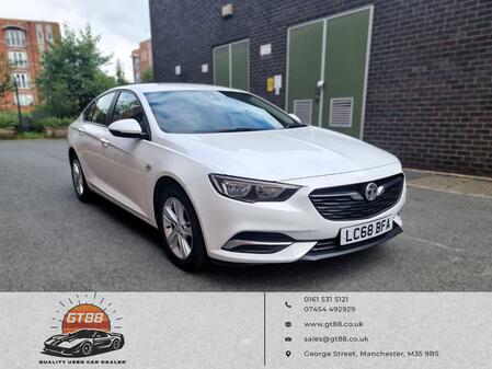 VAUXHALL INSIGNIA 1.5 i Turbo GPF Design